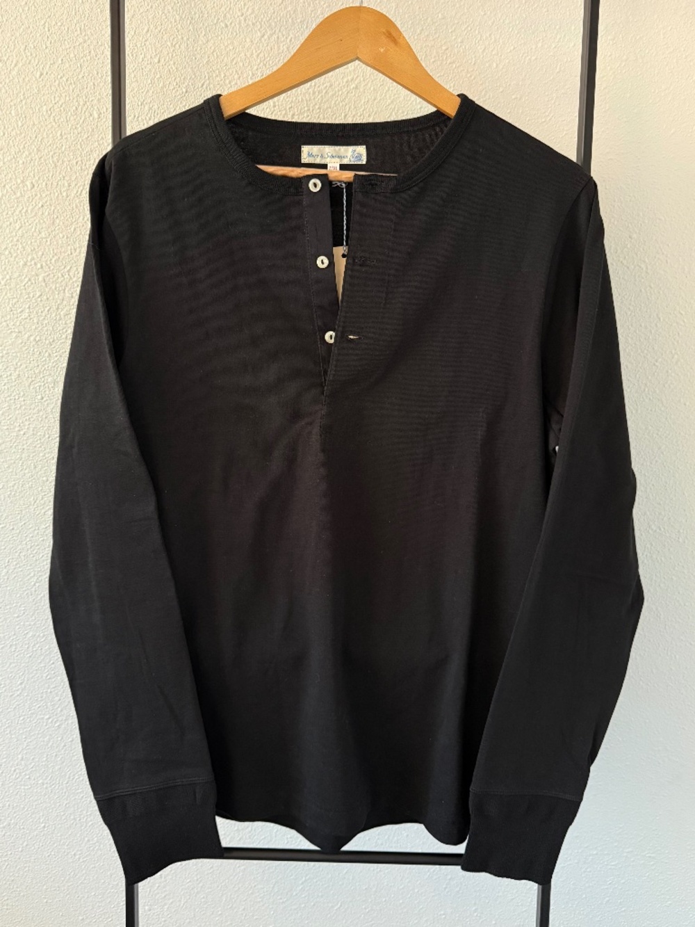 Merz b. Schwanen 2M06 Long Sleeve Henley – Organic Cotton